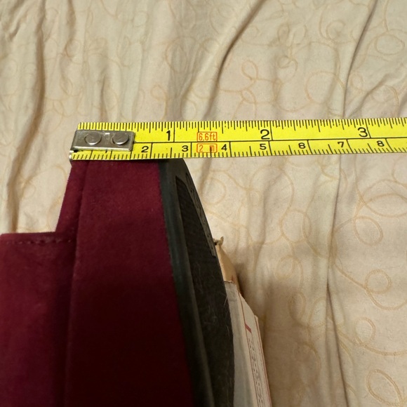 Guess Suede Platform Heels - Picture 6 of 6